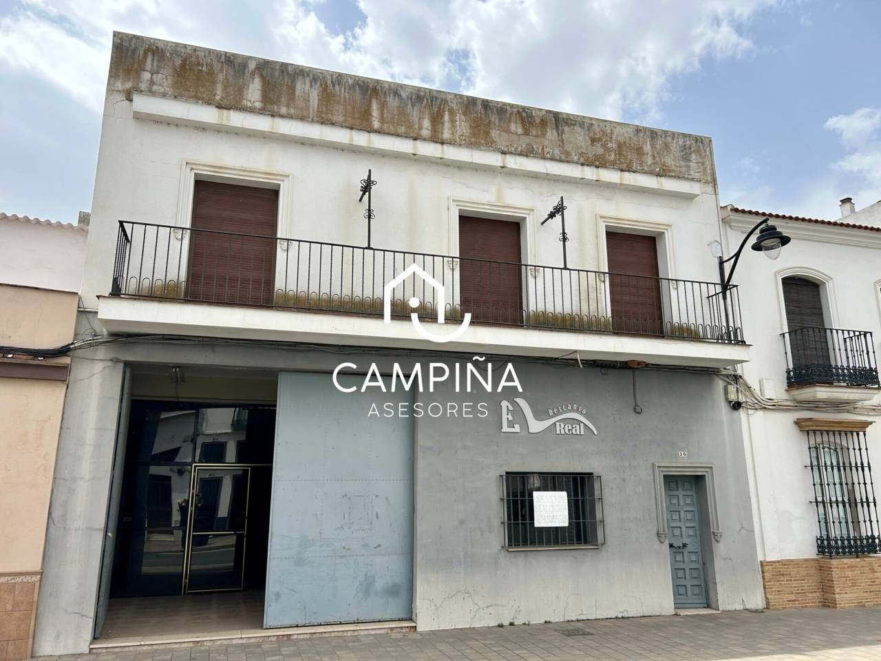 Vista exterior de Pis en venda en San Juan del Puerto