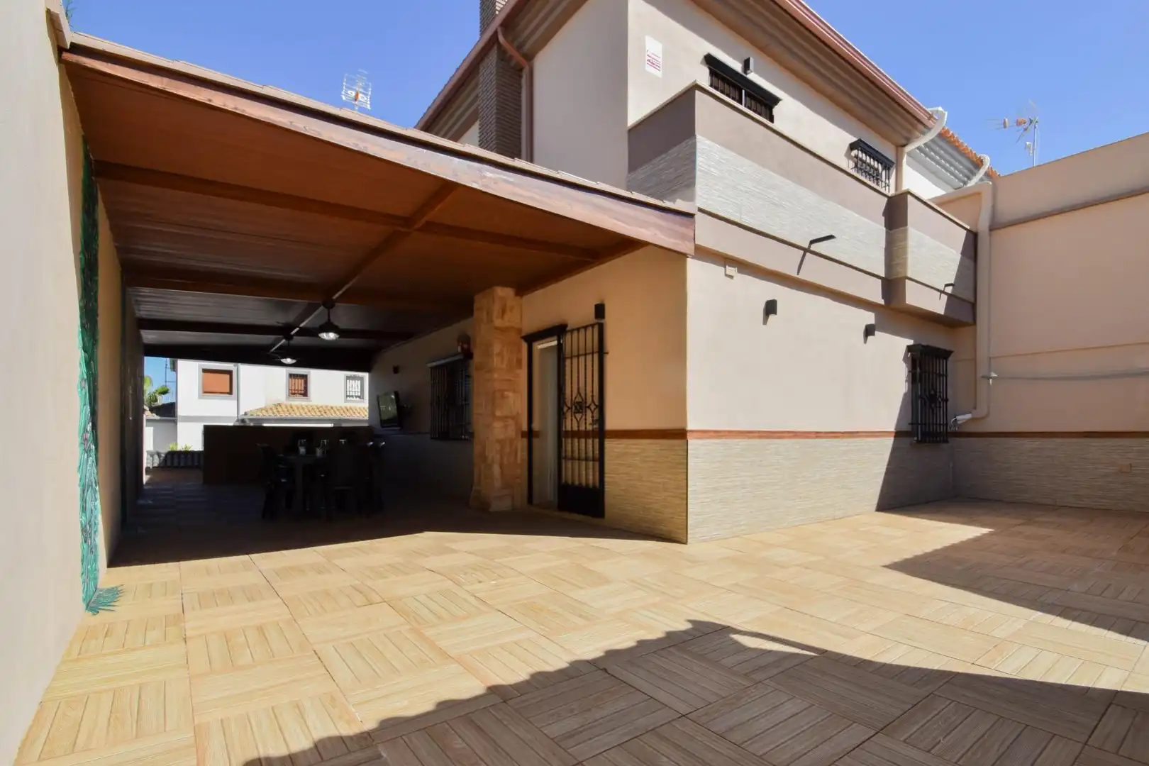 Terrassa de Casa o xalet en venda en Albolote amb Calefacció, Traster i Piscina
