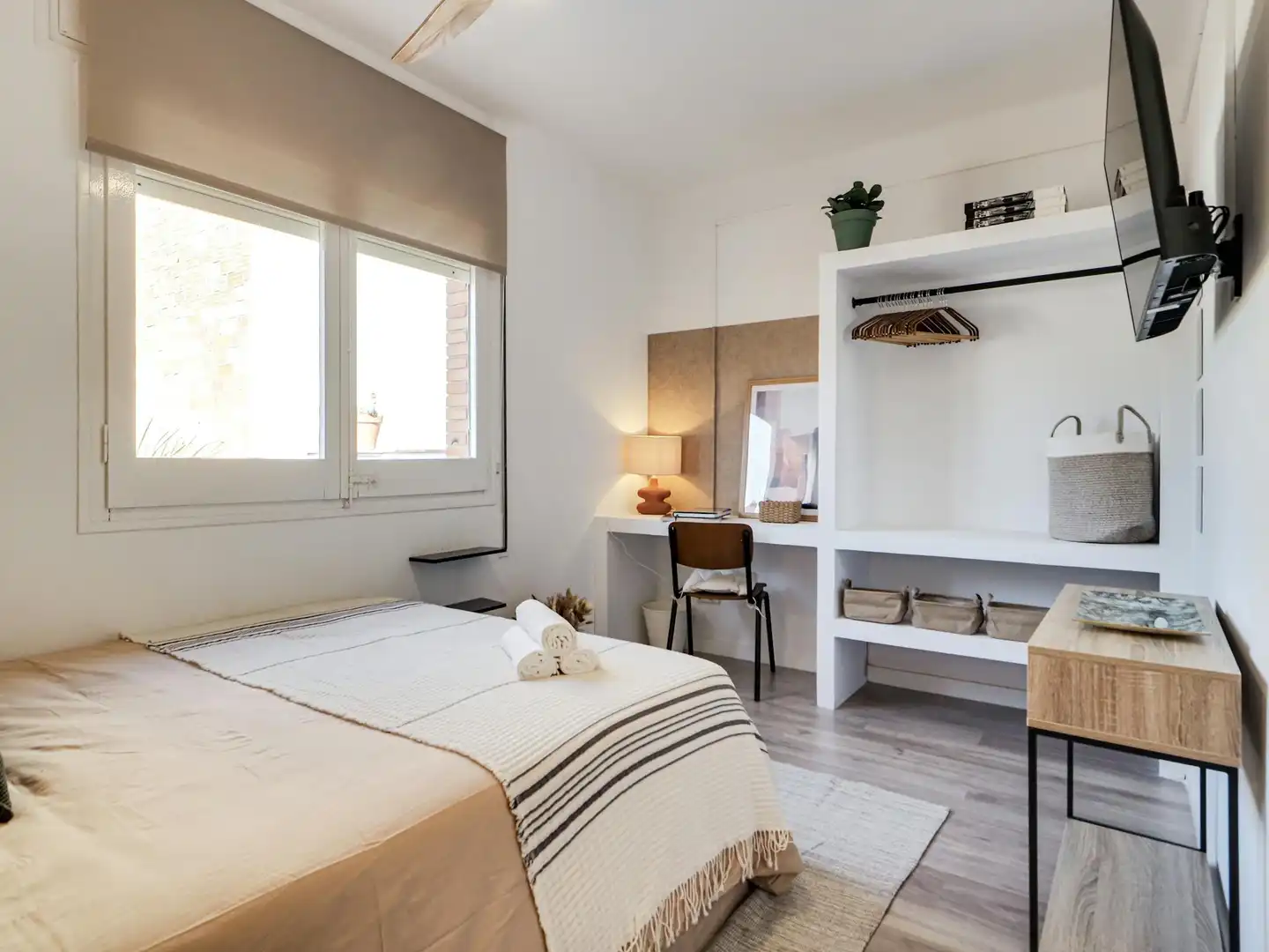Schlafzimmer von Wohnung zur untervermieten in Barcelona mit Heizung, Privatgarten und Möbliert