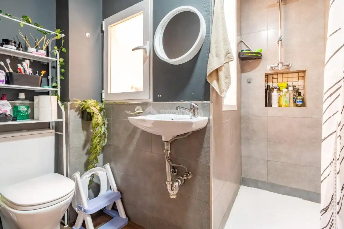 Baño de Piso en venta en Granada