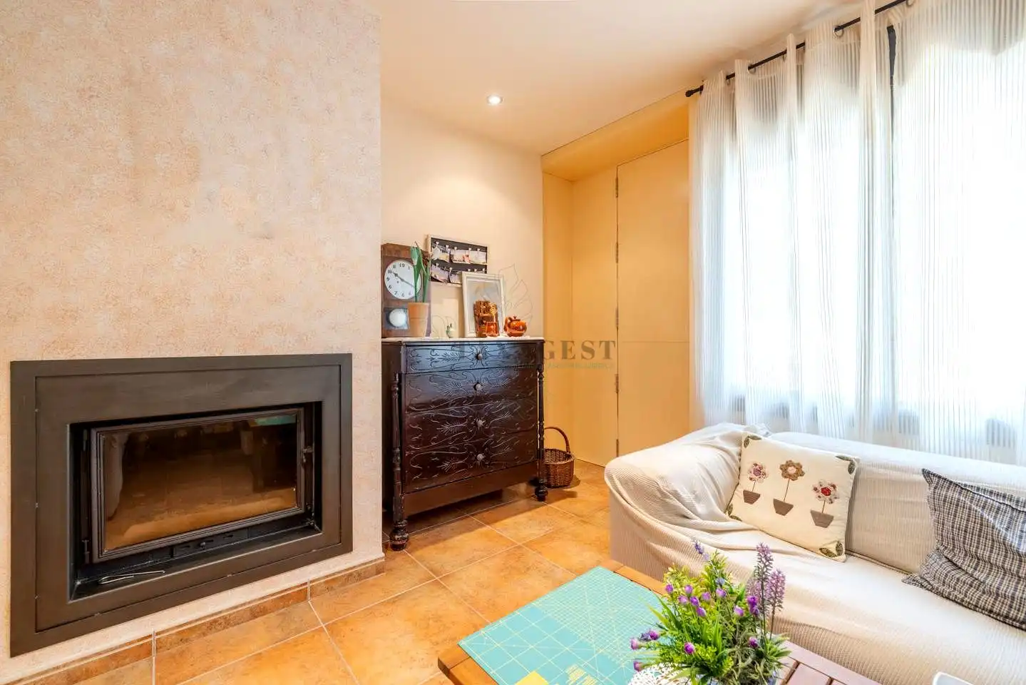 Sala de estar de Casa o chalet en venta en Tortosa con Aire acondicionado, Calefacción y Jardín privado