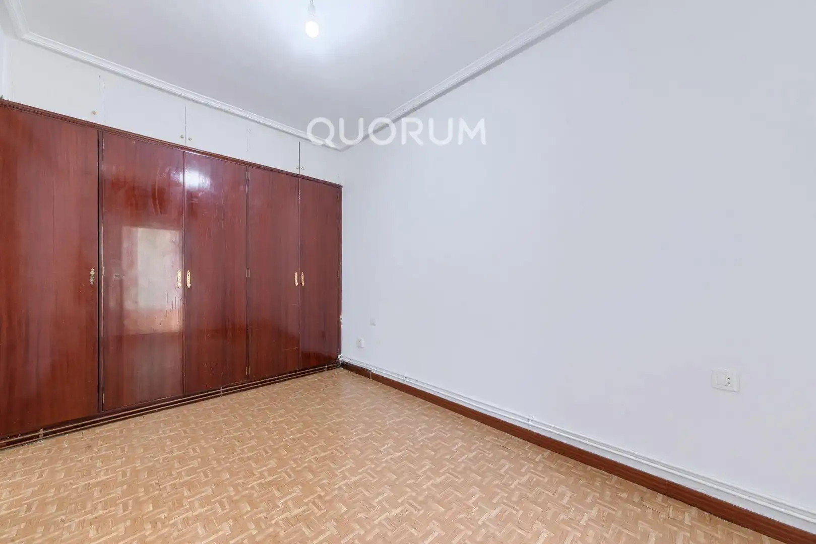 Habitación de Piso en venta en Barakaldo  con Calefacción, Terraza y Balcón