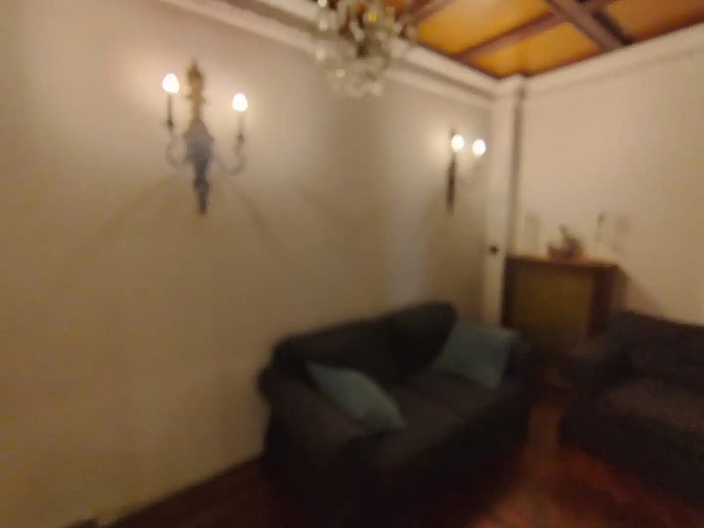 Living room of Flat for rent in Bilbao   with Heating, Parquet flooring and Furnished
