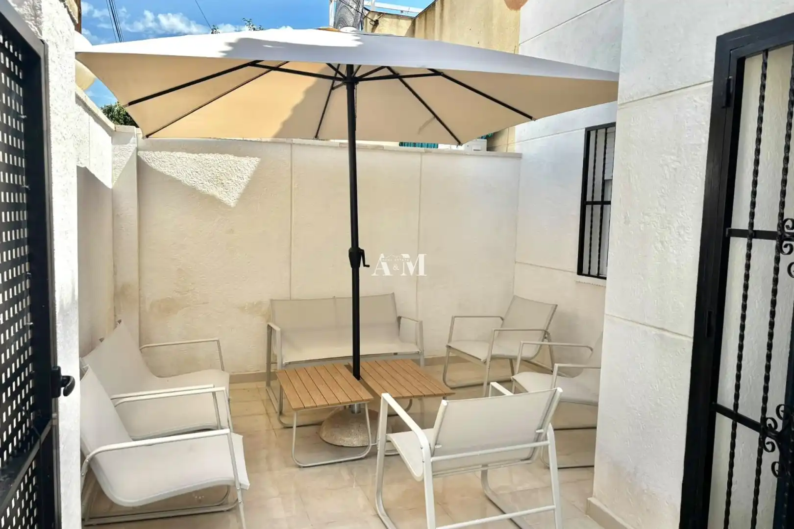 Terrace of Houses for rent in Torrevieja  with Air Conditioner, Heating and Private garden