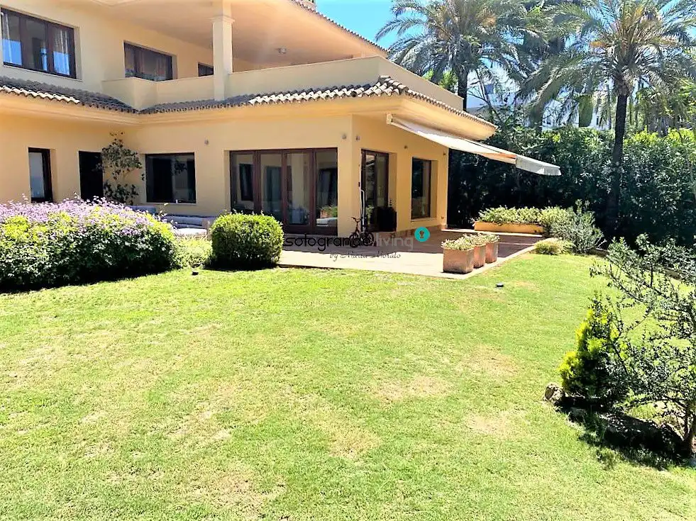 Xalet amb piscina en venda a Sotogrande Alto