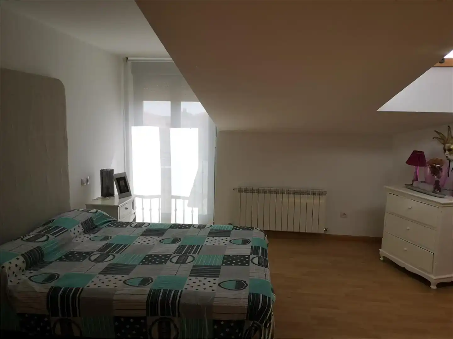 Dormitori de Pis en venda en Villaralbo amb Parquet, Traster i Forn