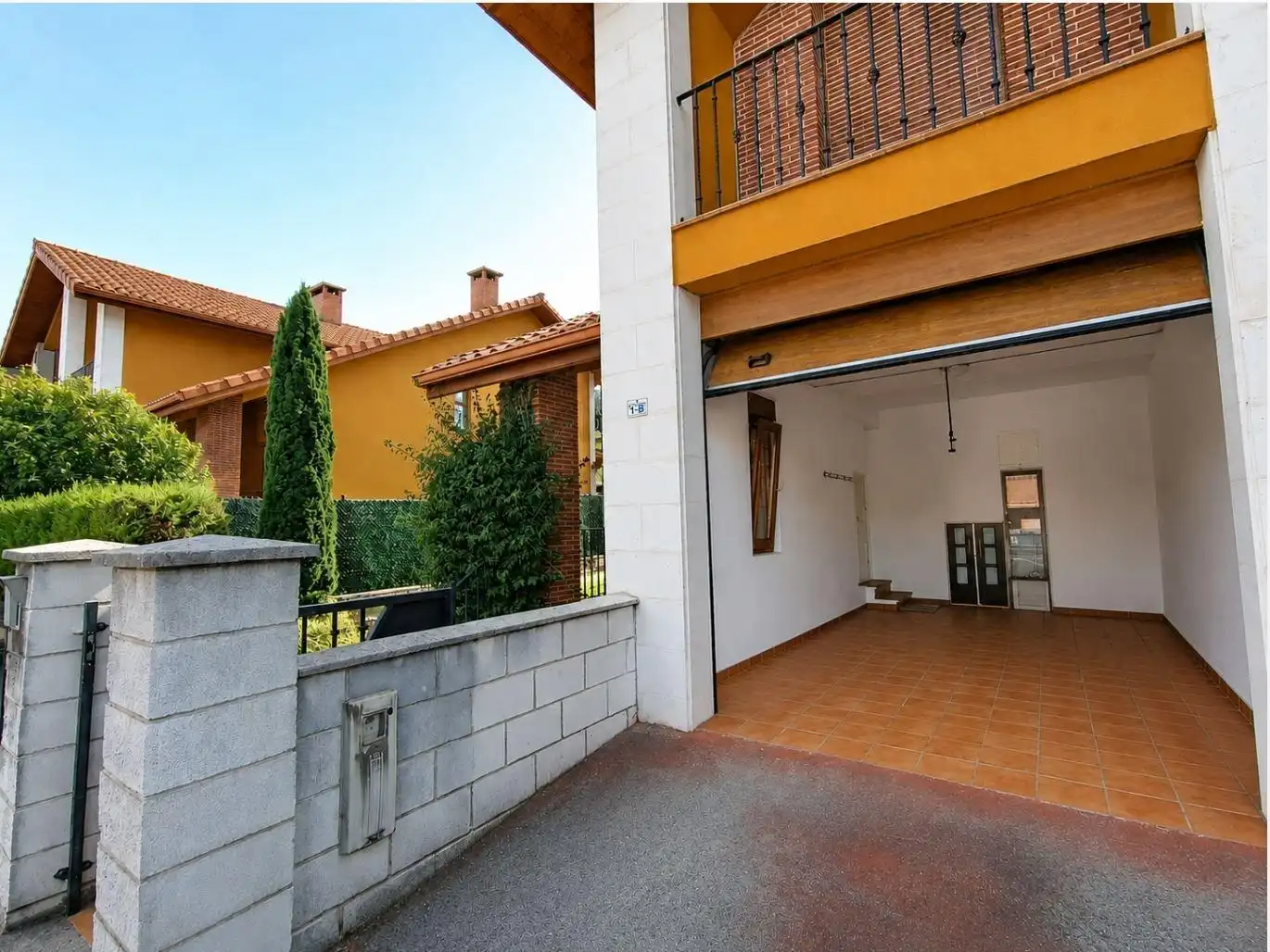 Exterior view of Detached homes for sale in Puente Viesgo  with Heating, Private garden and Storage room
