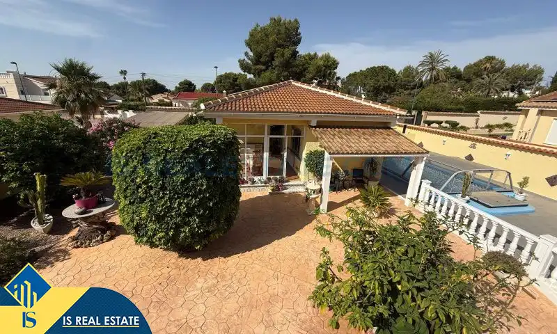 Villa avec piscine à vendre à El Pinar de Campoverde, imagen 16