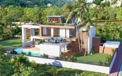 Vista exterior de Casa o xalet en venda en Estepona amb Jardí privat i Piscina