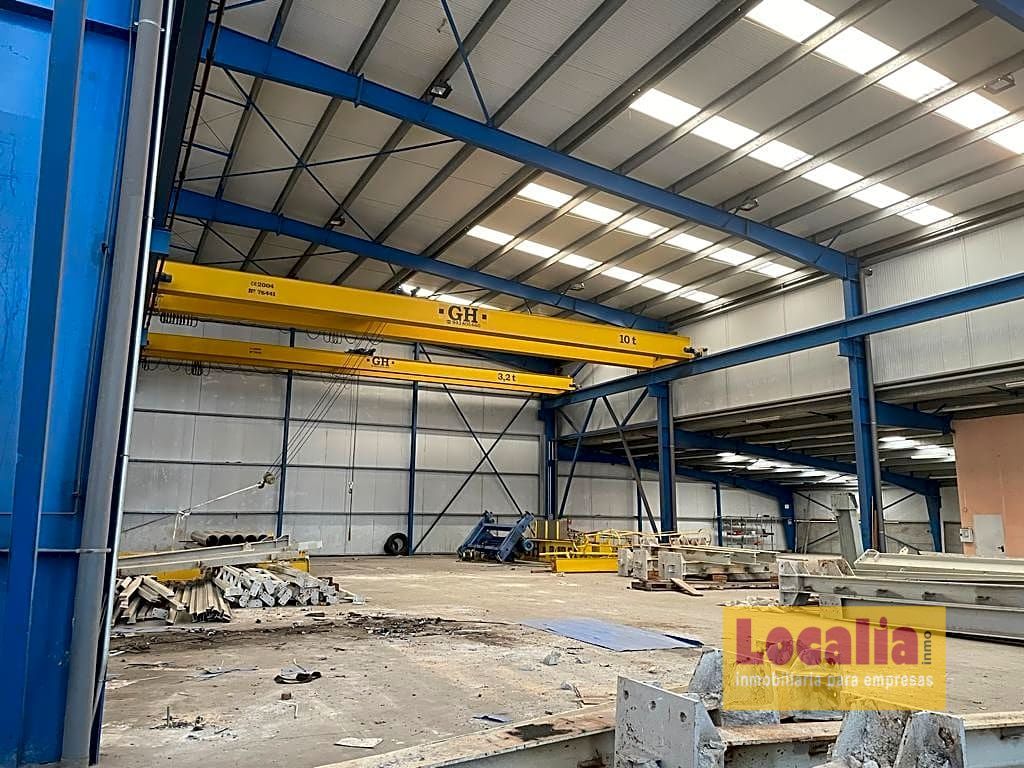 Exterior view of Industrial buildings for sale in Aguilar de Campoo