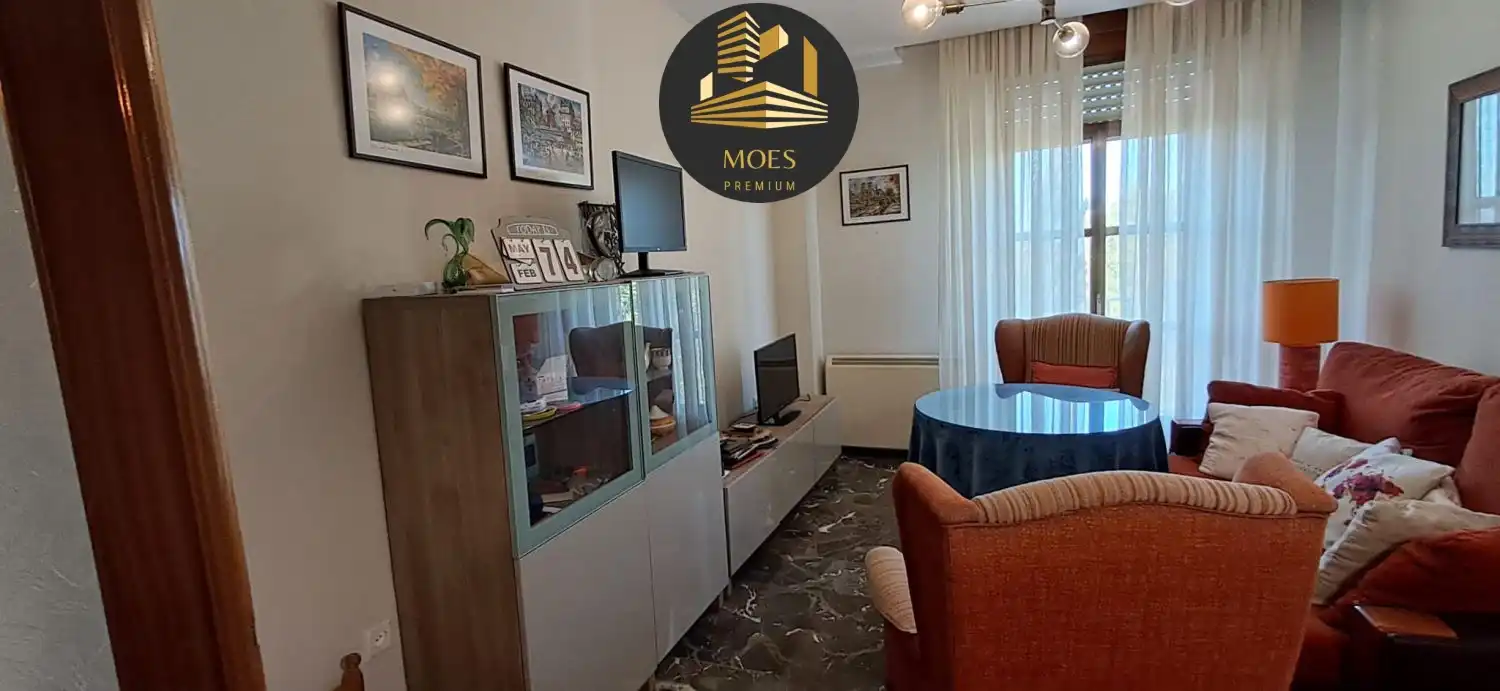 Piso con terraza en venta en Ctra. Circunvalación - La Magdalena, imagen 4