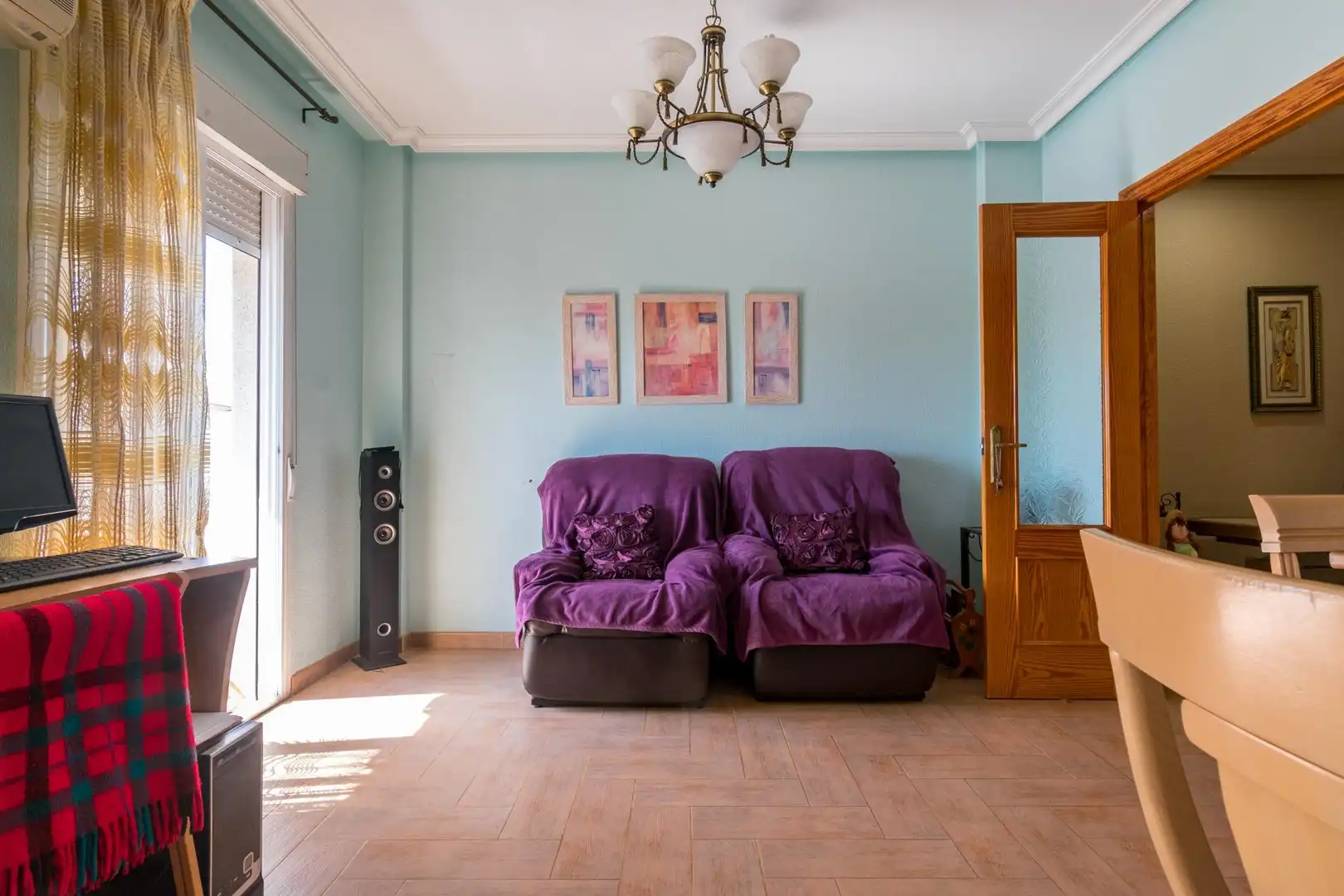 Sala de estar de Apartamento de alquiler en Los Montesinos con Aire acondicionado y Terraza