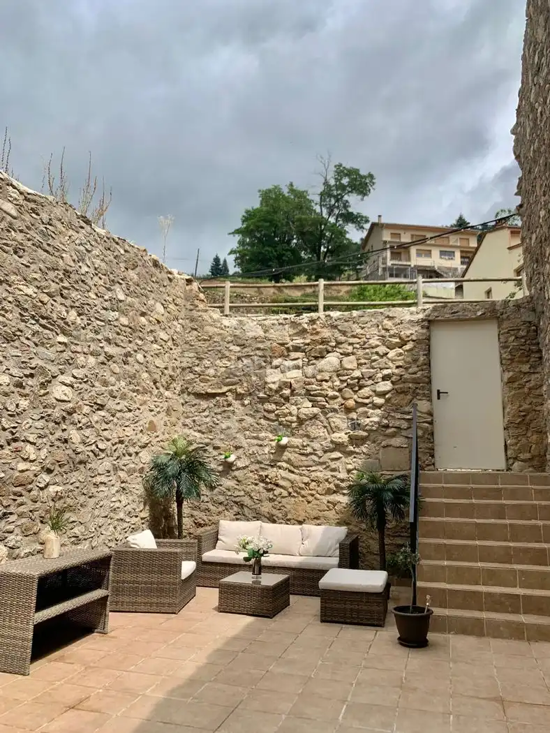 Flat to rent in Carrer València 32