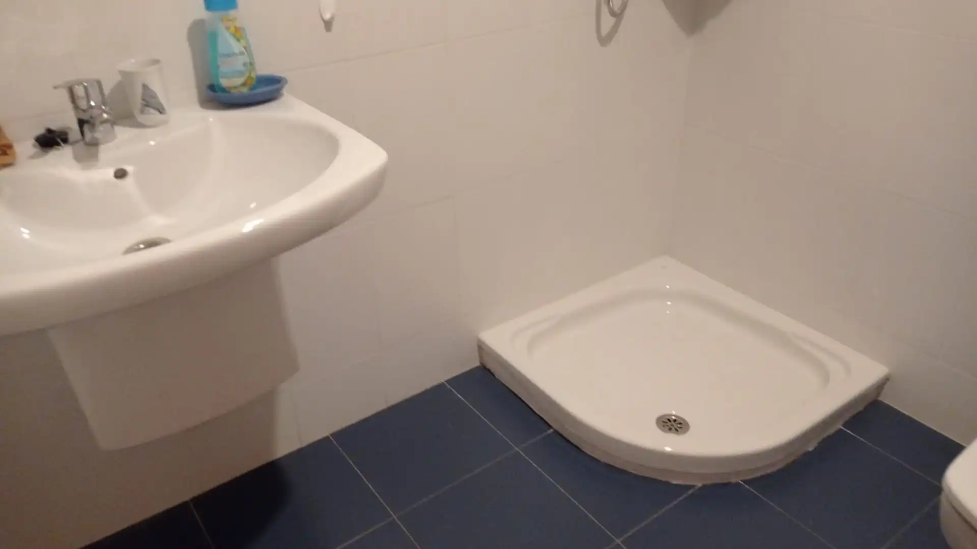 Bathroom of Flat for sale in Monzón  with Heating and Furnished
