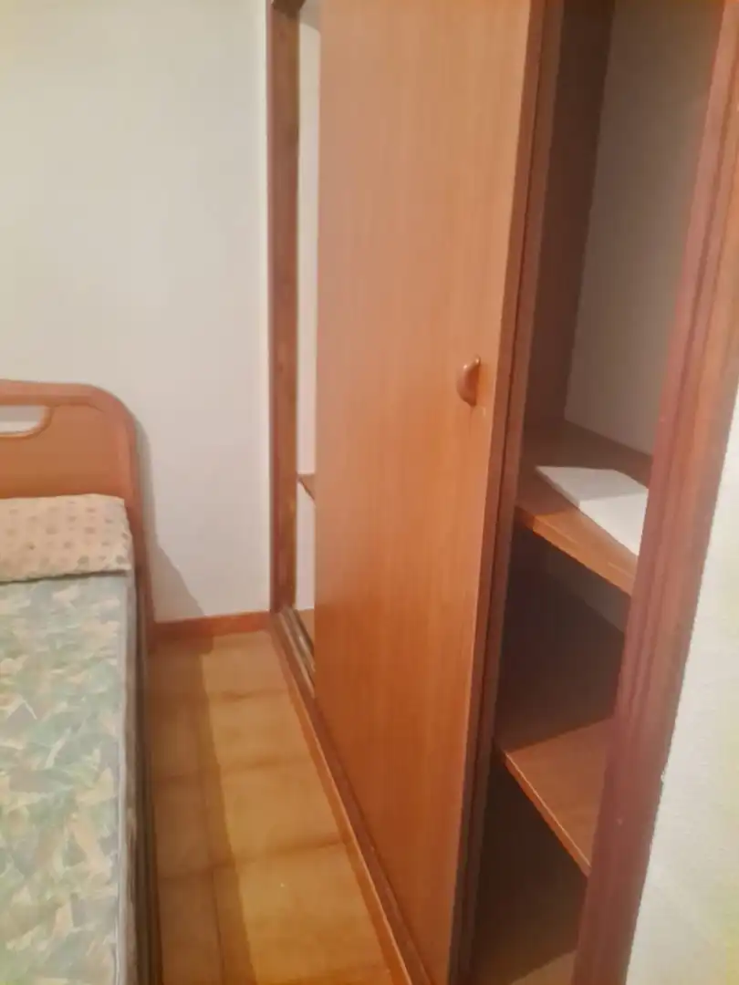 Dormitori de Casa o xalet en venda en Castellón de la Plana / Castelló de la Plana amb Traster, Moblat i Forn