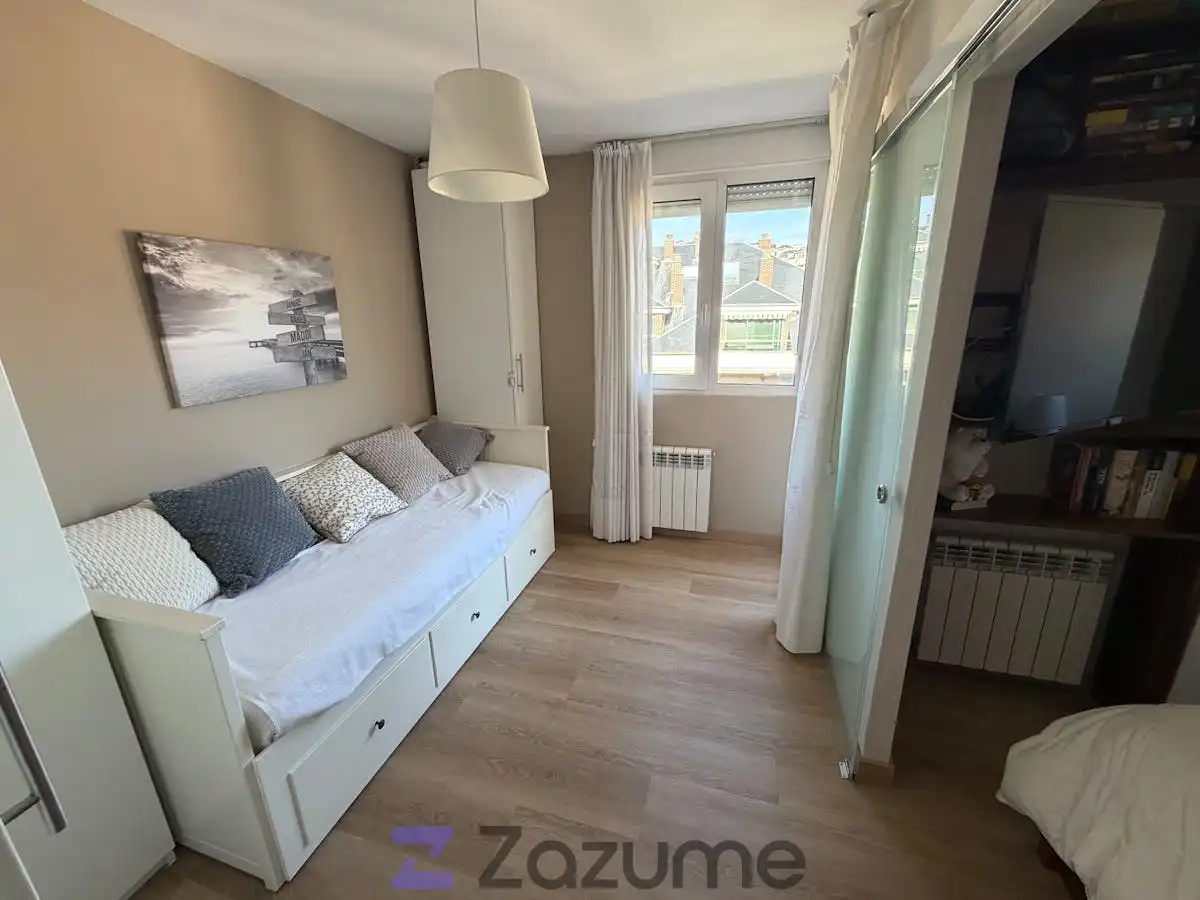 Habitación de Piso de alquiler en Castro-Urdiales con Calefacción, Parquet y Amueblado