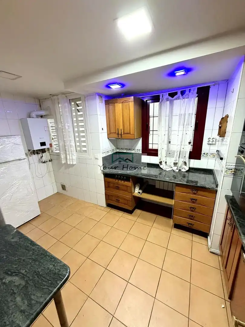 Kitchen of Ground floor for sale in Torrejón de Ardoz  with Air Conditioner, Heating and Terrace