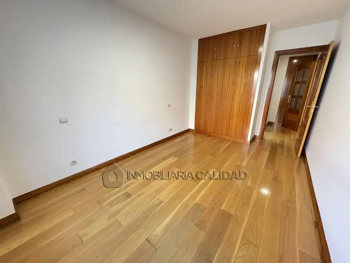 Flat for rent in Burgos  with Heating and Storage room