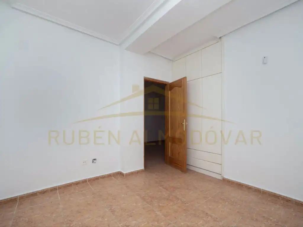 Flat for sale in Torrevieja