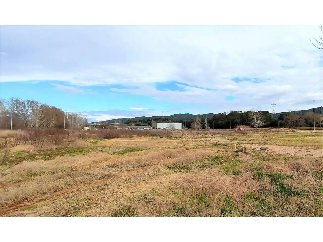 Terreny industrial en venda en Quart