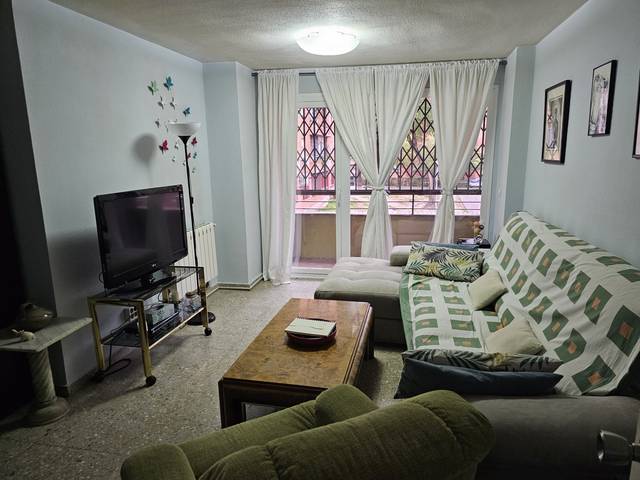 Piso en Venta en Calle de Ramón Pérez de Ayala en Numancia