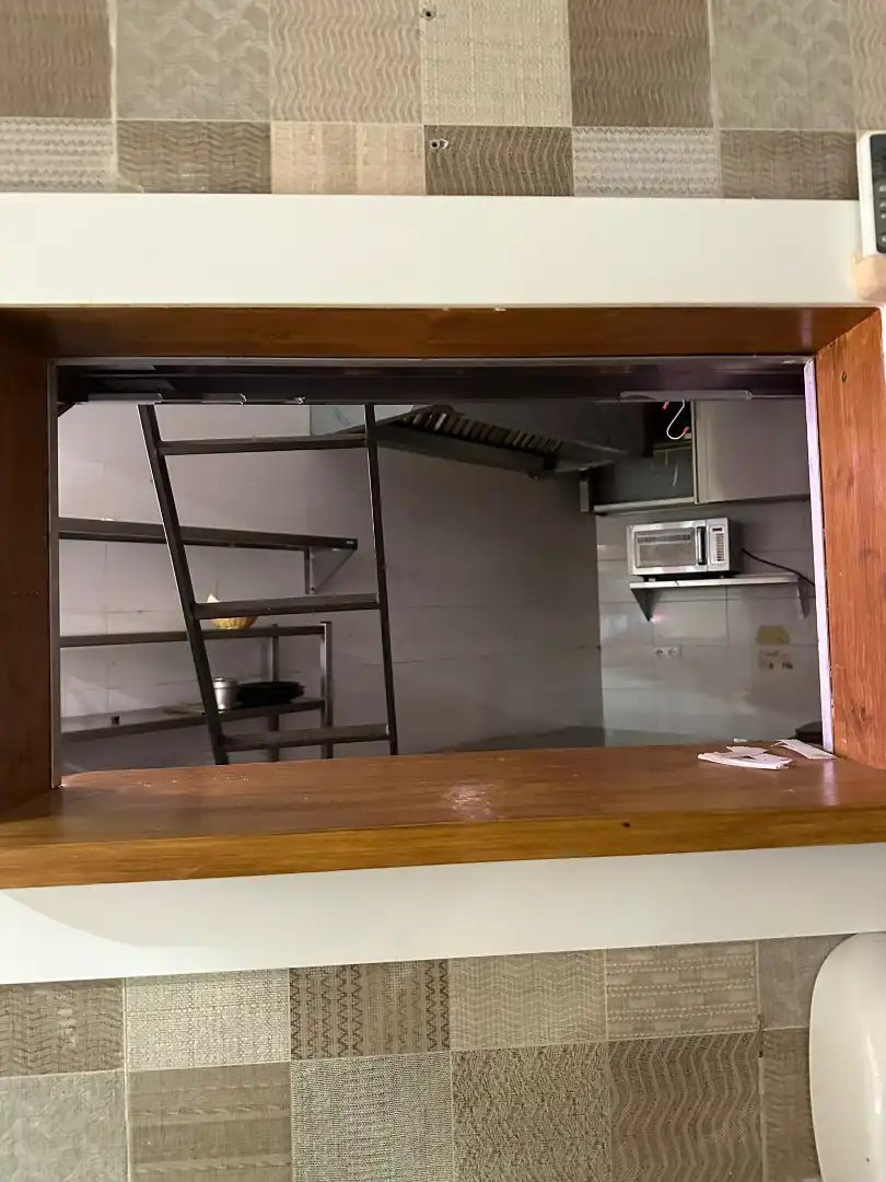 Cocina de Local en venta en Madrid con Aire acondicionado, Calefacción y Amueblado