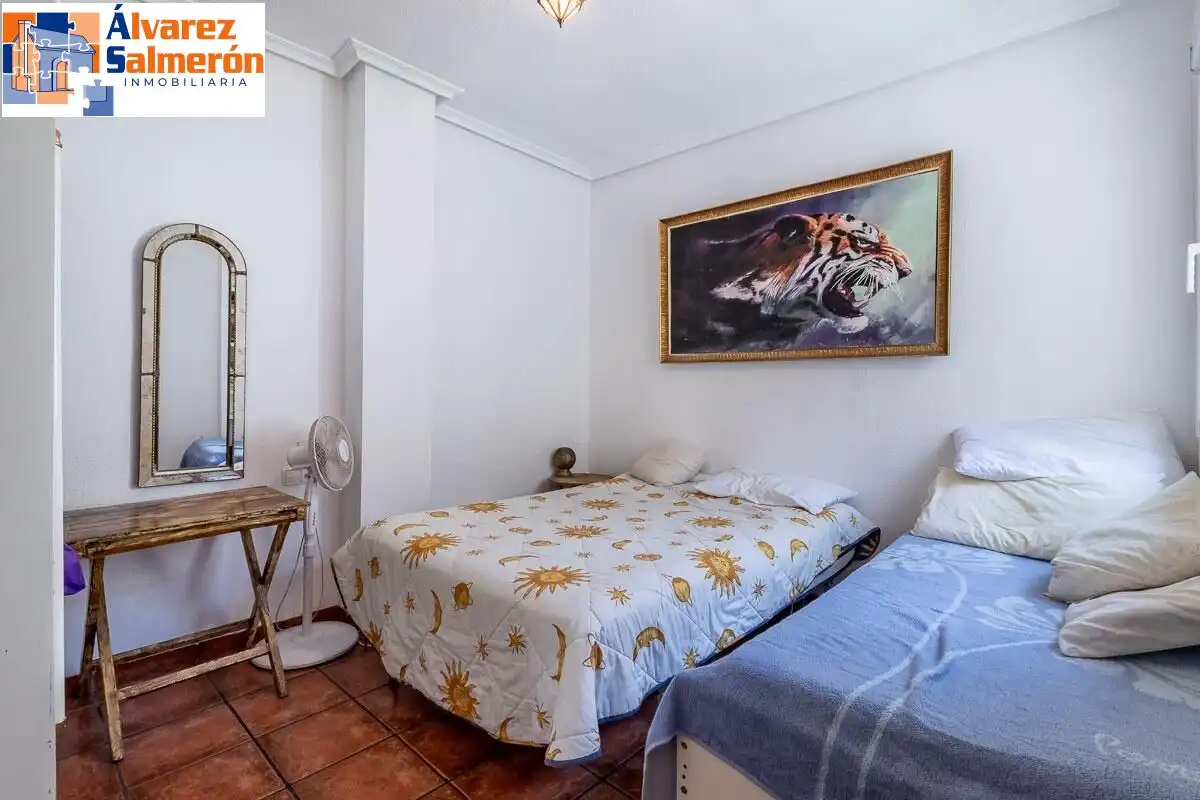 Habitación de Ático en venta en Granada con Terraza