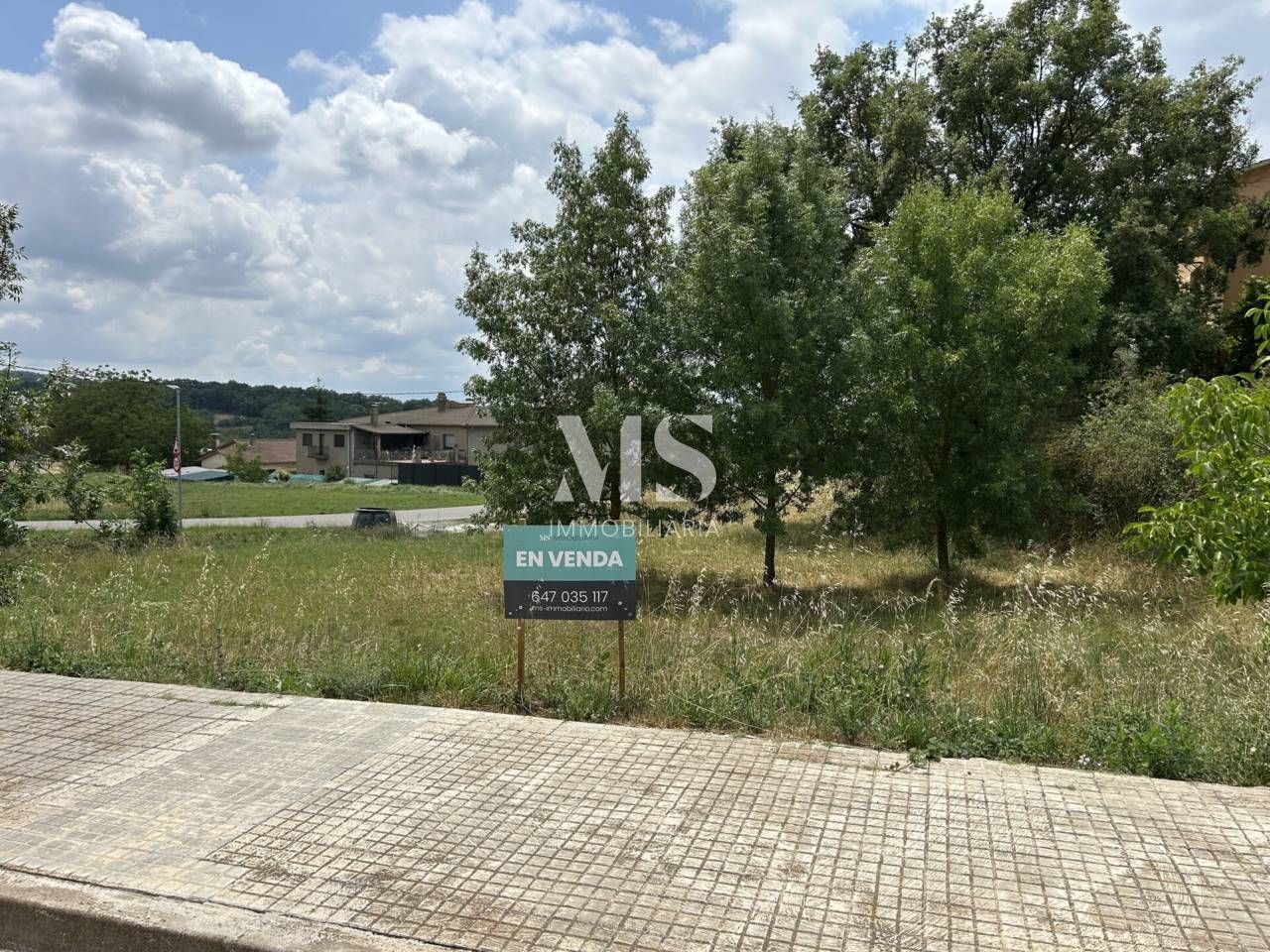 Industrial land for sale in Perafita