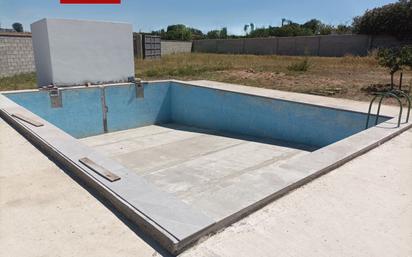Piscina de Finca rústica en venda en Alcalá de Guadaira