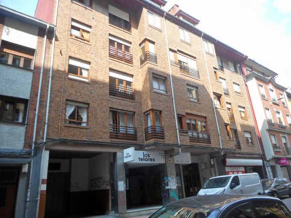 Local comercial en Venta en La Felguera