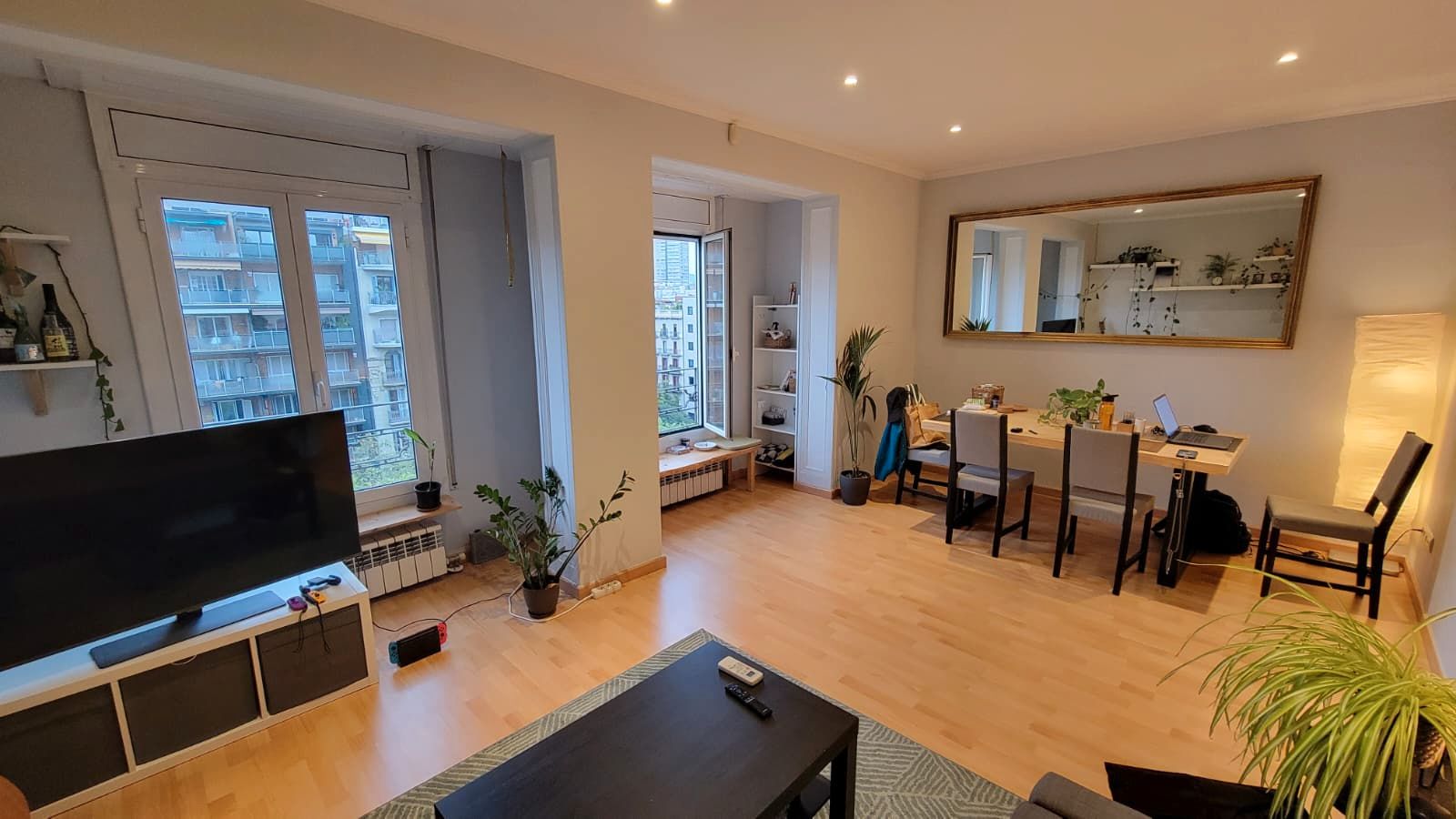 Living room of Flat for sale in  Barcelona Capital  with Parquet flooring
