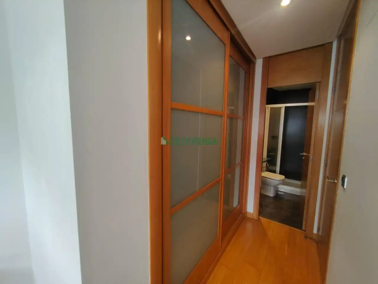 Schlafzimmer von Wohnung zur Miete in Vigo  mit Heizung und Terrasse
