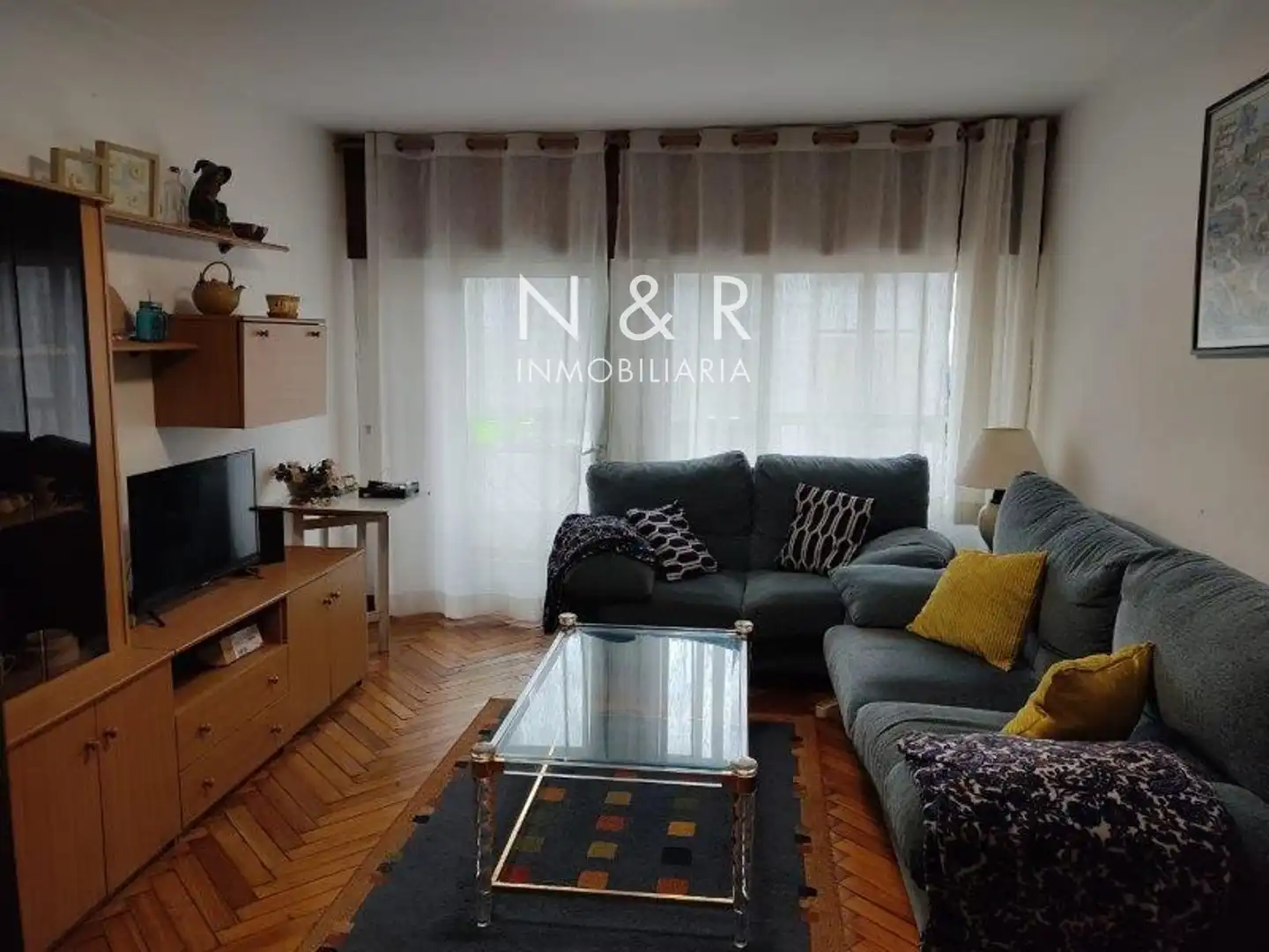 Sala de estar de Piso de alquiler en Santiago de Compostela  con Calefacción, Terraza y Amueblado