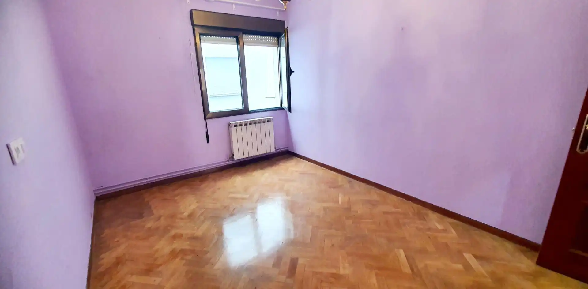 Habitación de Piso en venta en Oviedo  con Calefacción y Trastero