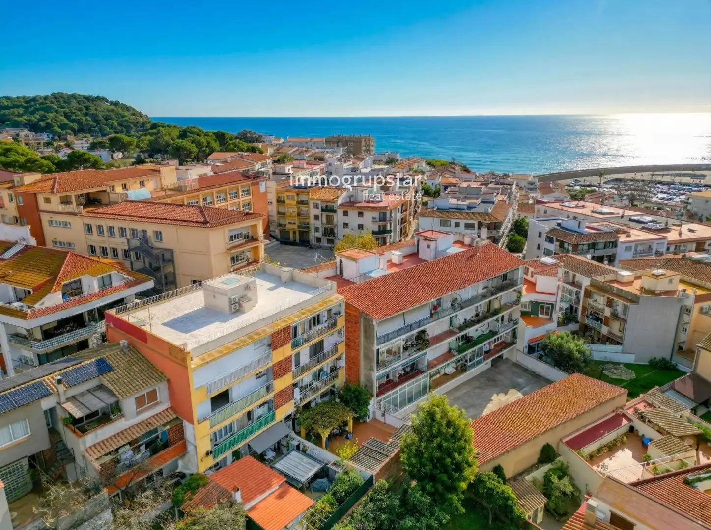Vista exterior de Pis en venda en Palamós amb Aire condicionat, Calefacció i Terrassa