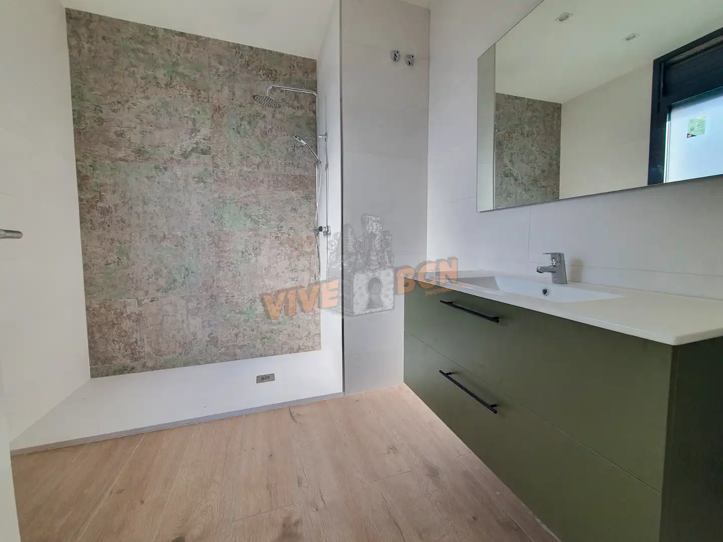 Baño de Casa adosada en venta en Sant Esteve de Palautordera con Calefacción, Jardín privado y Terraza