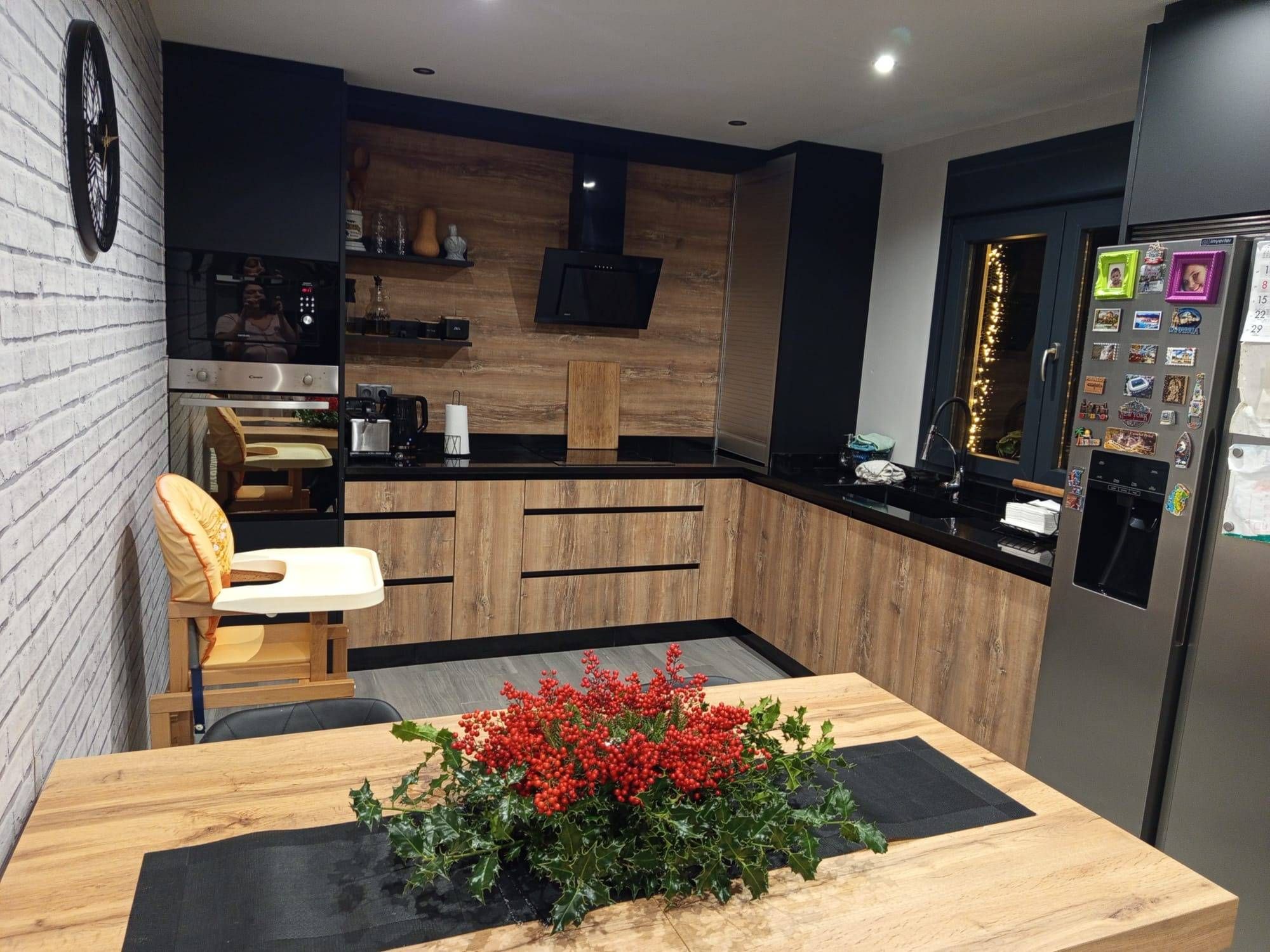 Cuina de Casa o xalet en venda en Ames amb Calefacció, Jardí privat i Traster