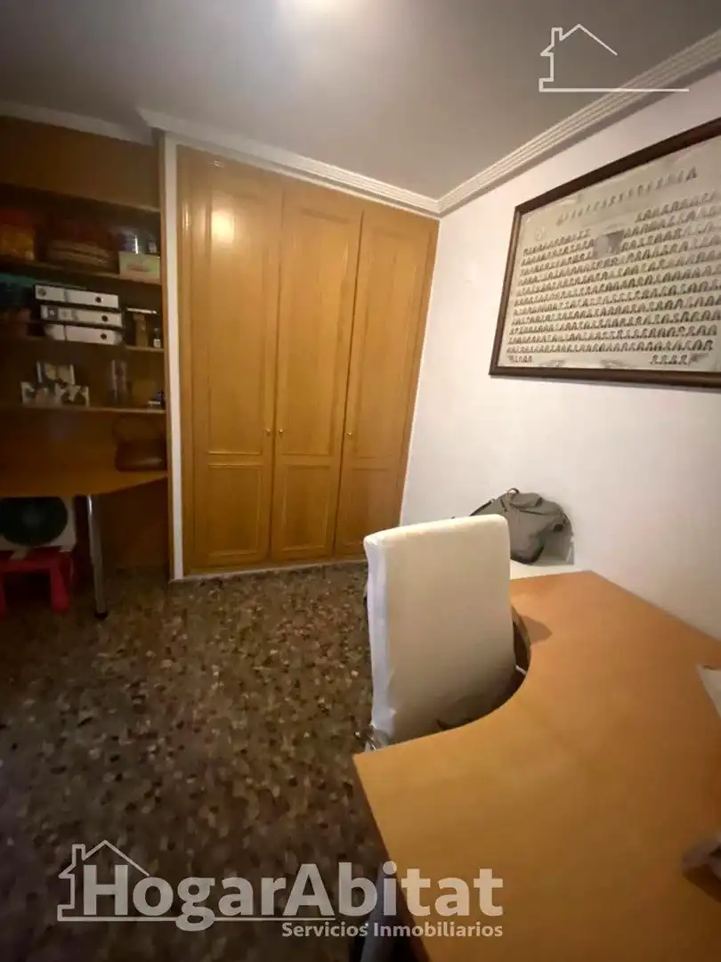 Schlafzimmer von Wohnung zum Verkauf in Valencia mit Klimaanlage, Heizung und Terrasse