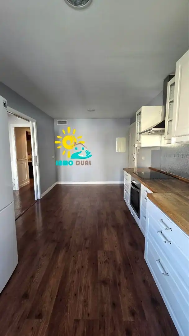Living room of Flat for sale in Badajoz  with Air Conditioner, Heating and Terrace