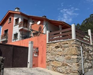 Exterior view of House or chalet for sale in Sanxenxo  with Private garden, Terrace and Storage room