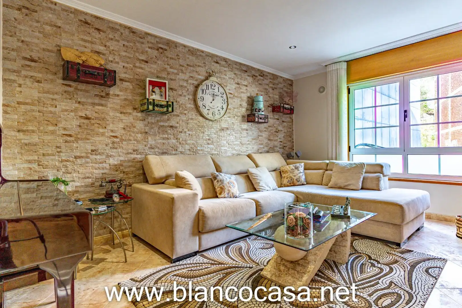Sala d'estar de Casa o xalet en venda en Malpica de Bergantiños amb Calefacció i Traster