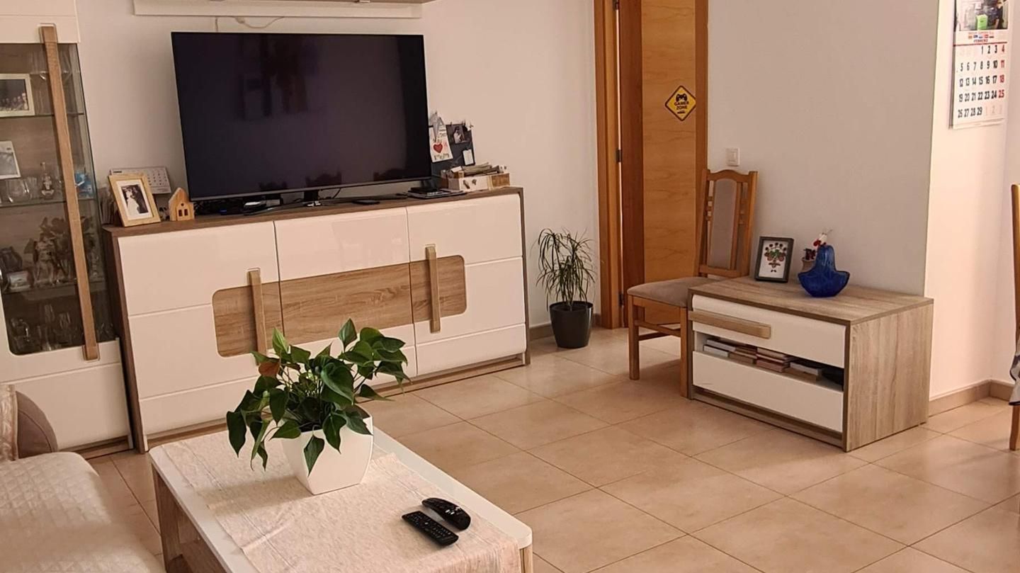 Living room of Flat for sale in Alcalà de Xivert  with Air Conditioner, Terrace and Storage room