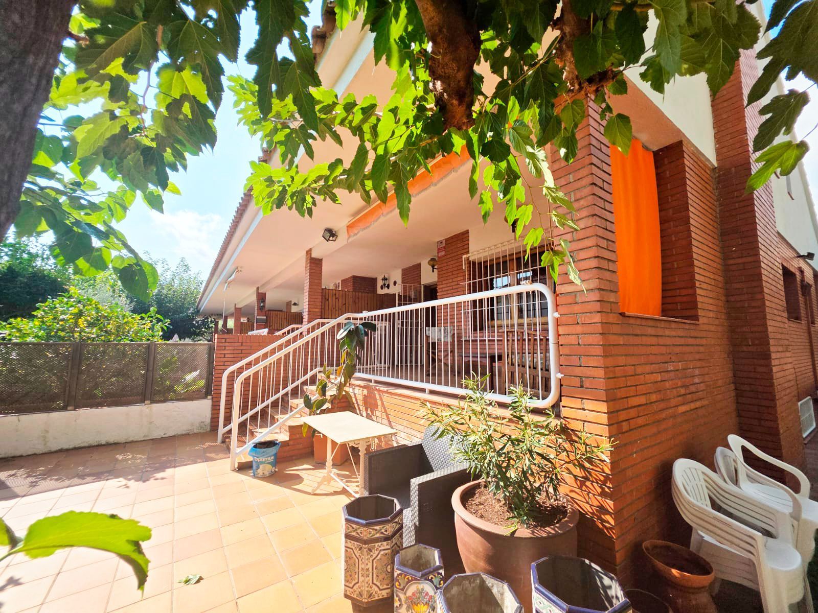 Garden of Single-family semi-detached for sale in Premià de Mar  with Air Conditioner, Heating and Private garden