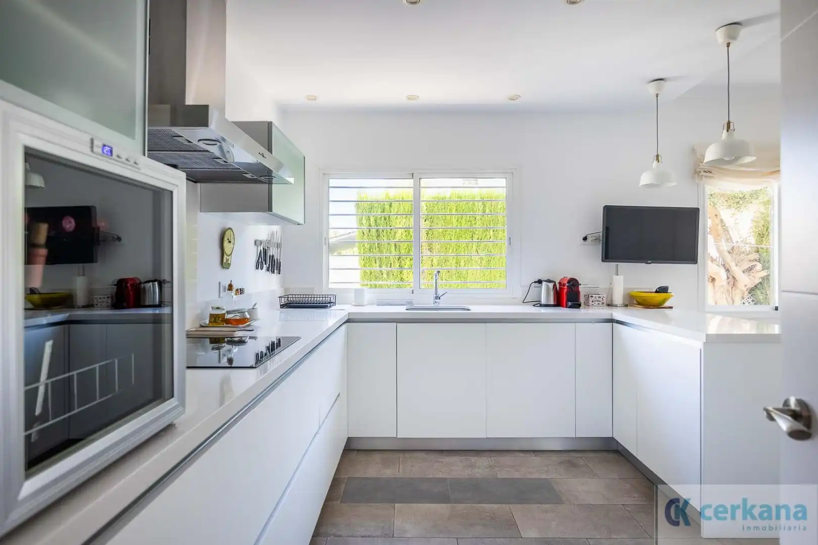 Kitchen of Houses for sale in Espartinas  with Air Conditioner and Storage room