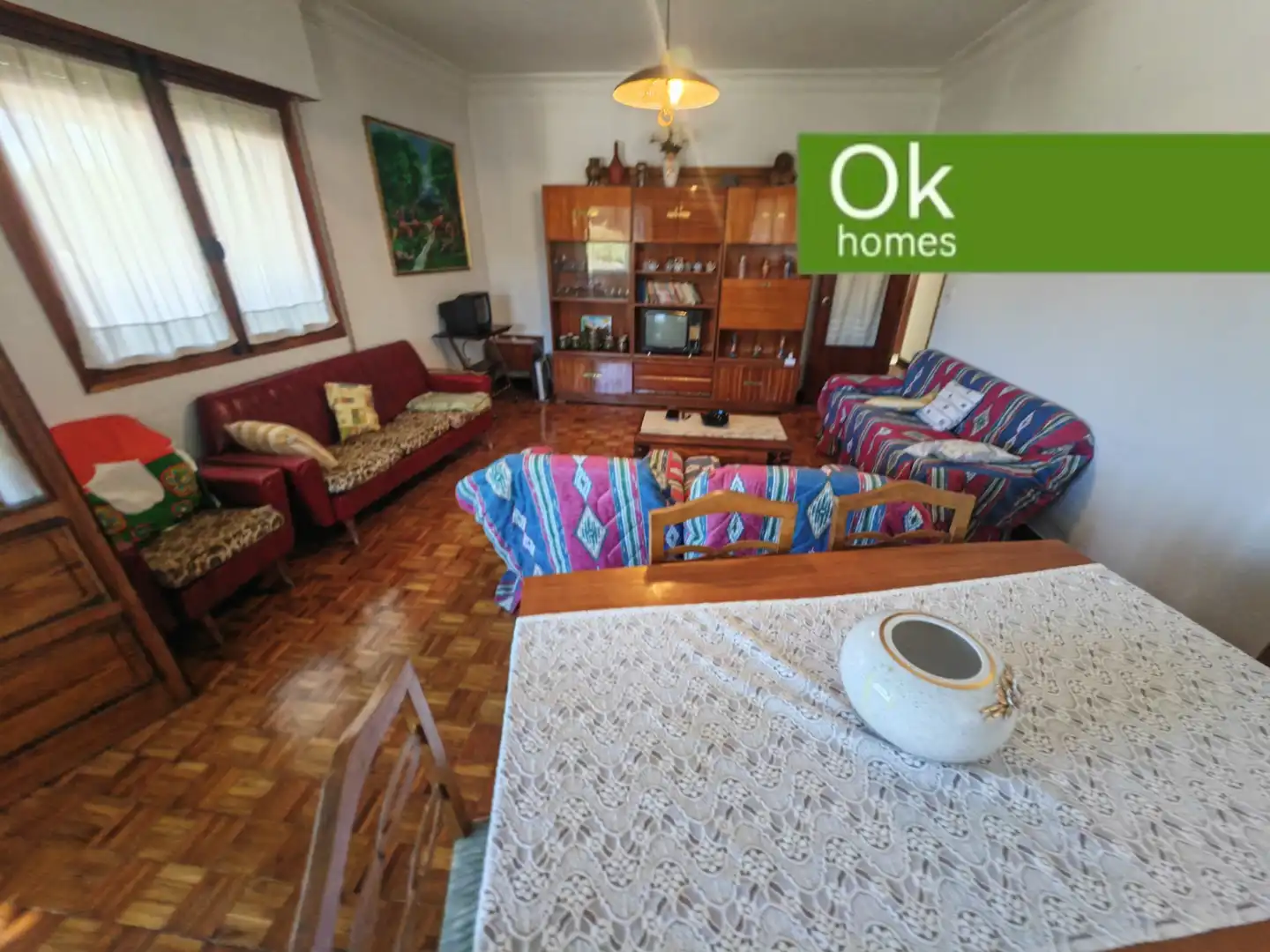 Sala d'estar de Pis en venda en Guitiriz amb Parquet, Terrassa i Moblat