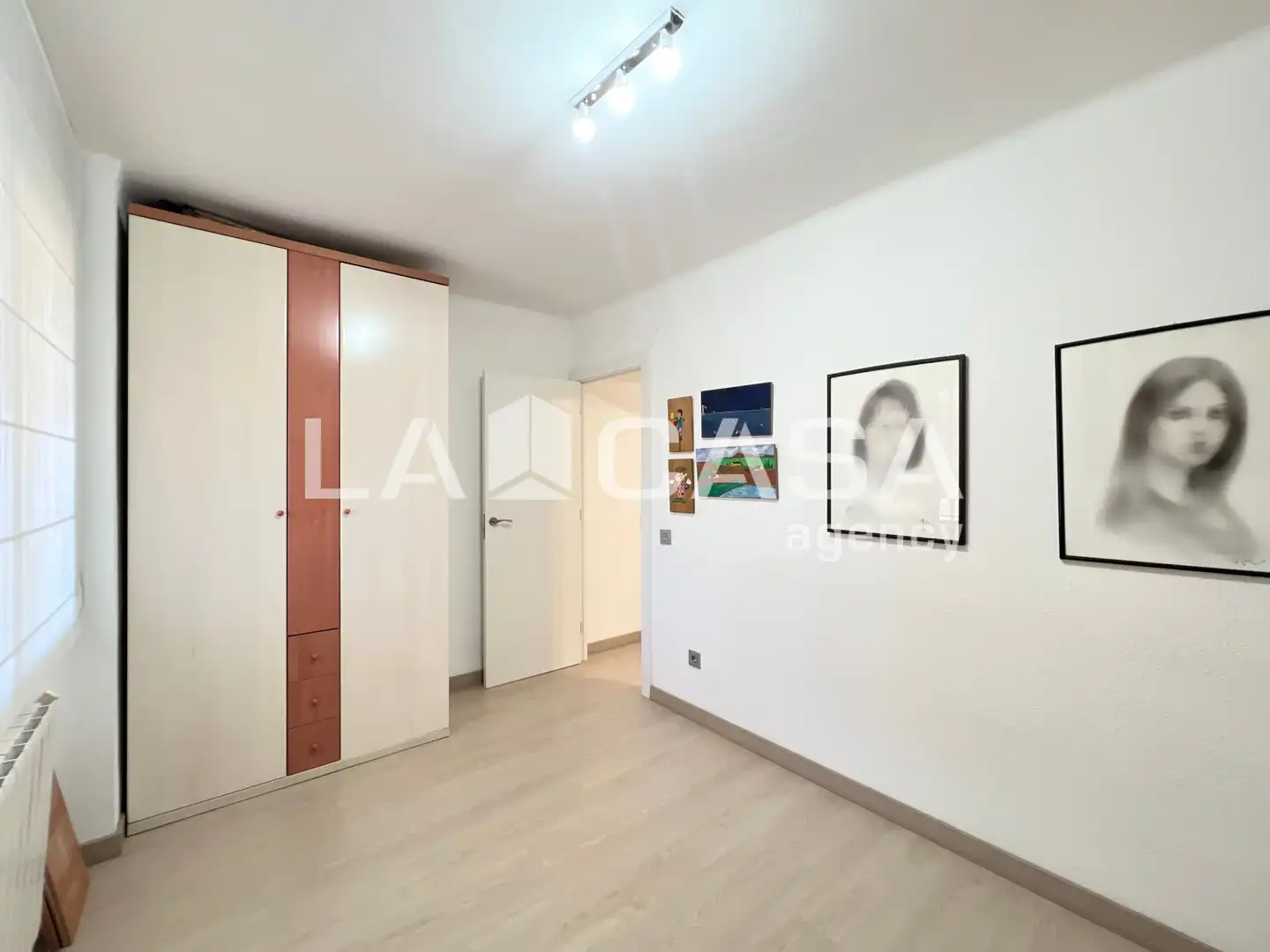 Piso en venta en Badalona con Calefacción y Balcón