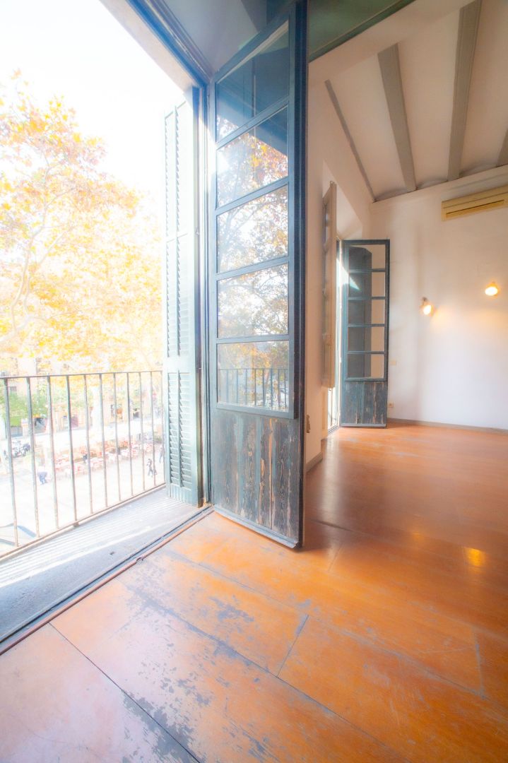 Pis en venda a La Rambla, 39, Dreta de l'Eixample, Eixample