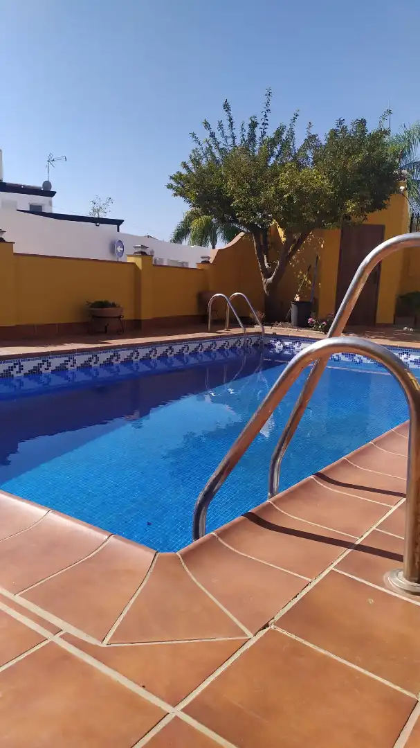 Piscina de Casa o chalet de alquiler en Nerja con Aire acondicionado, Calefacción y Terraza