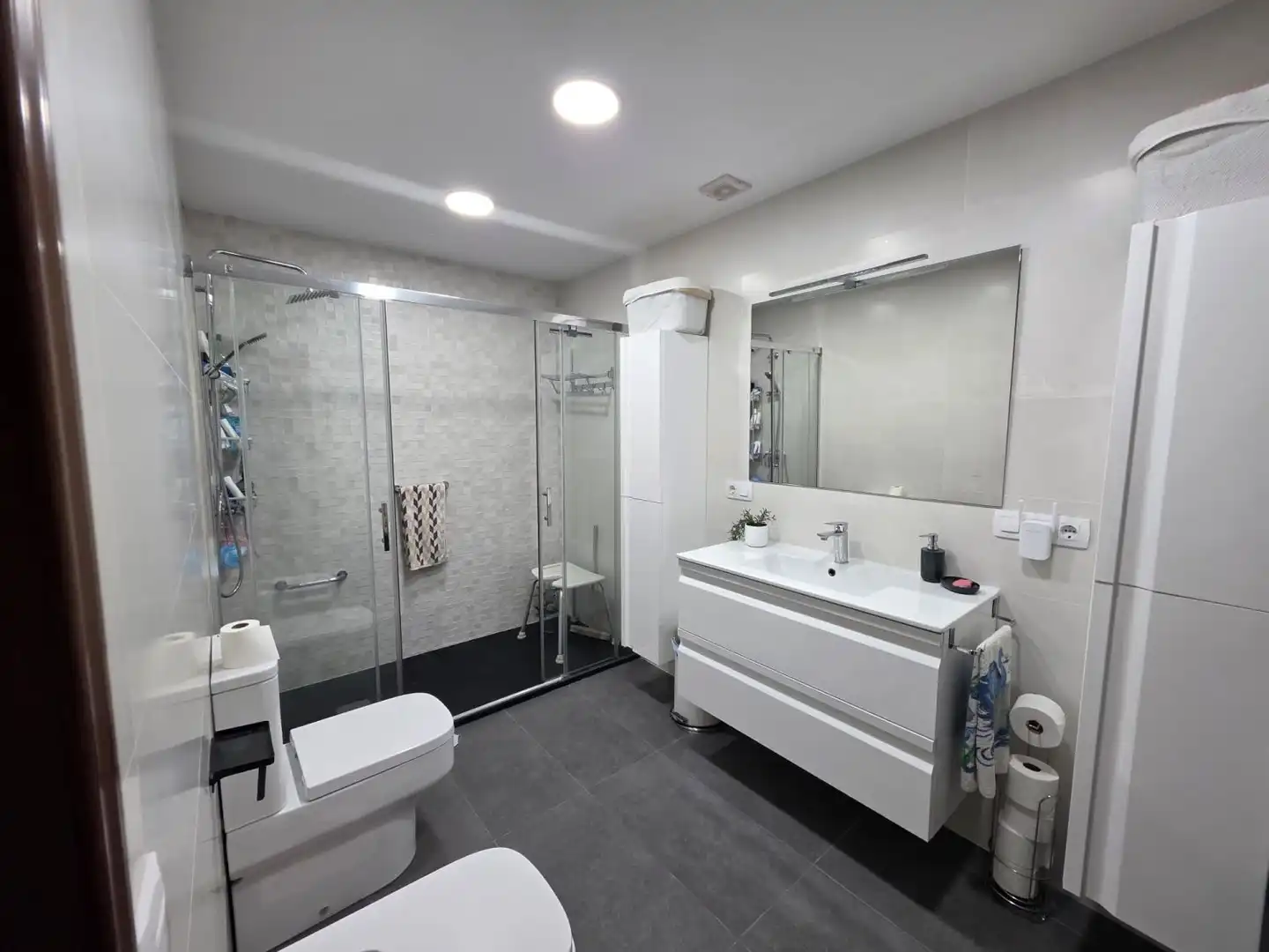 Baño de Casa o chalet en venta en Sevilla con Aire acondicionado, Terraza y Trastero