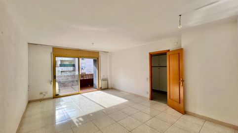 Foto 3 de Piso en venta en Carrer de Jacint Verdaguer, 22, Ponent, Reus